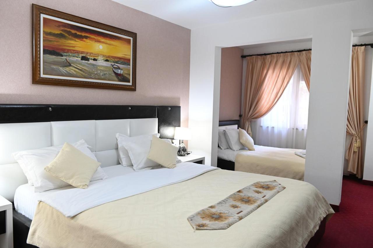 Hotel Liss Lezhe Exterior photo